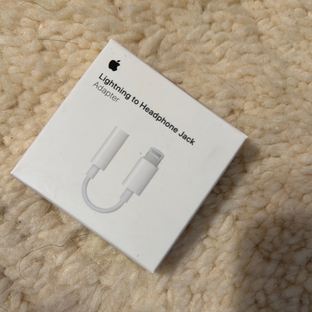 Apple Lightning to Headphone Jack Adapter